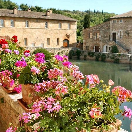 Finestra Sulla Val D'Orcia Apartment San Quirico dʼOrcia Exterior foto